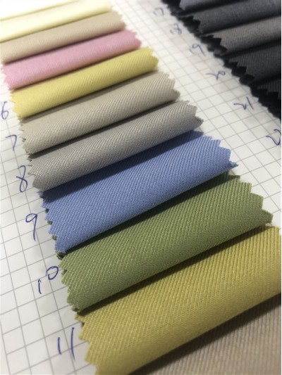 GZ-XD 5001  TR彈力 80%聚酯纖維 20%粘纖 370g 側面照